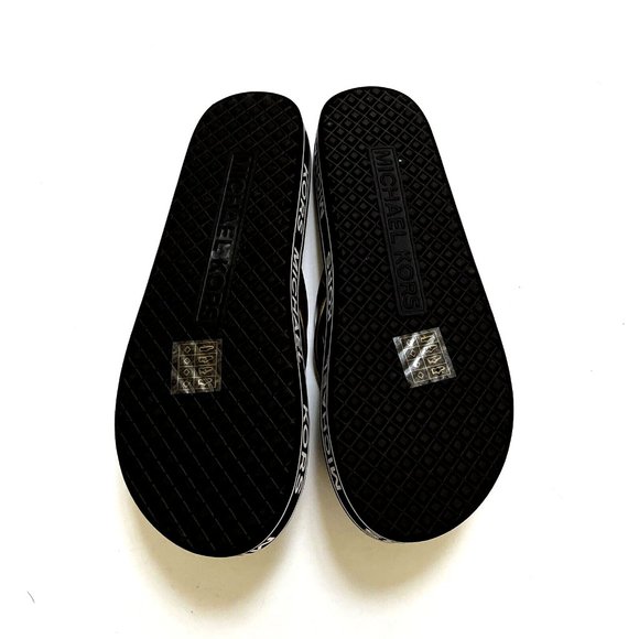 NWOB MICHAEL KORS Graphic Flip-Flop Sandals Slide On Thong Brown Gold - Picture 7 of 11